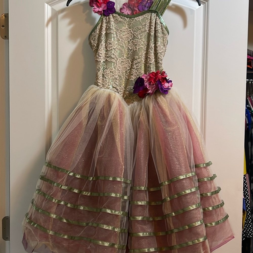 Ballet costume. Curtain Call brand. Size CLA.